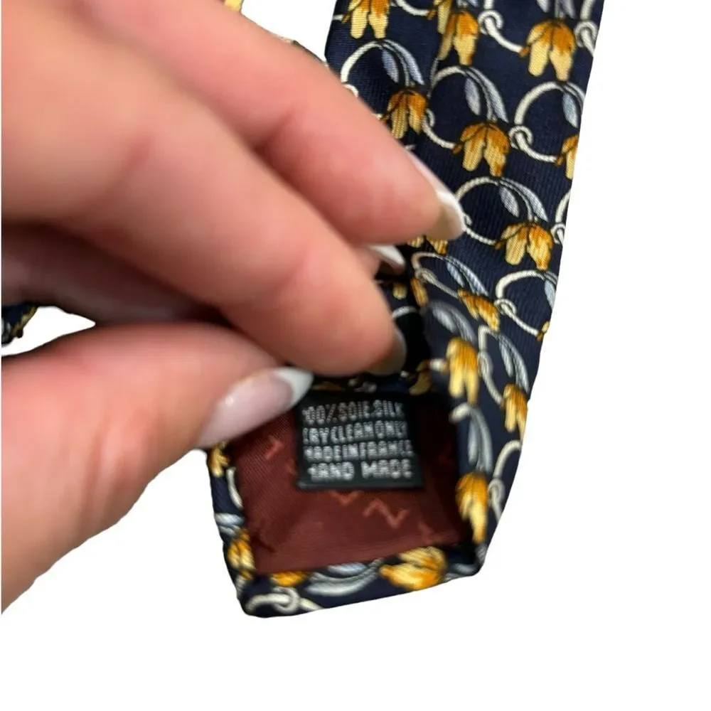 Men’s Lancel Paris Brand 100% Silk Navy‎ and Yellow Floral Neck Field